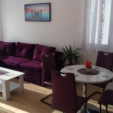 Apartmani Marojevic, บาร์ ภายนอก รูปภาพ