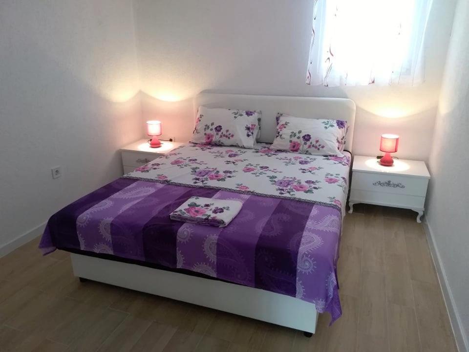 Apartmani Marojevic, บาร์ ภายนอก รูปภาพ