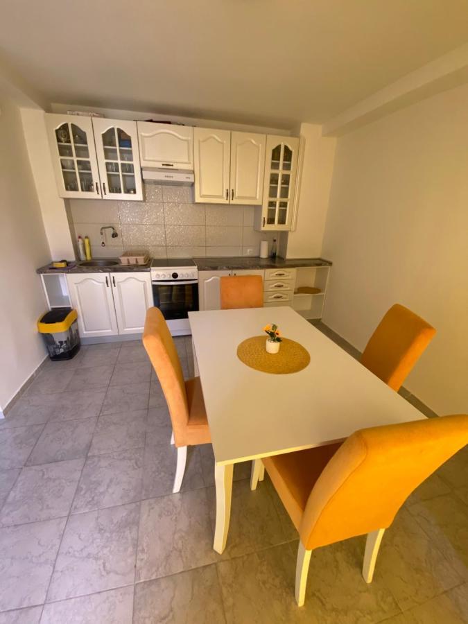 Apartmani Marojevic, บาร์ ภายนอก รูปภาพ