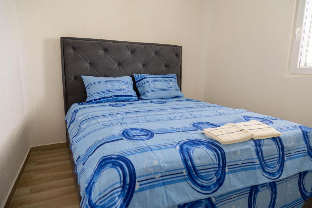 Apartmani Marojevic, บาร์ ภายนอก รูปภาพ