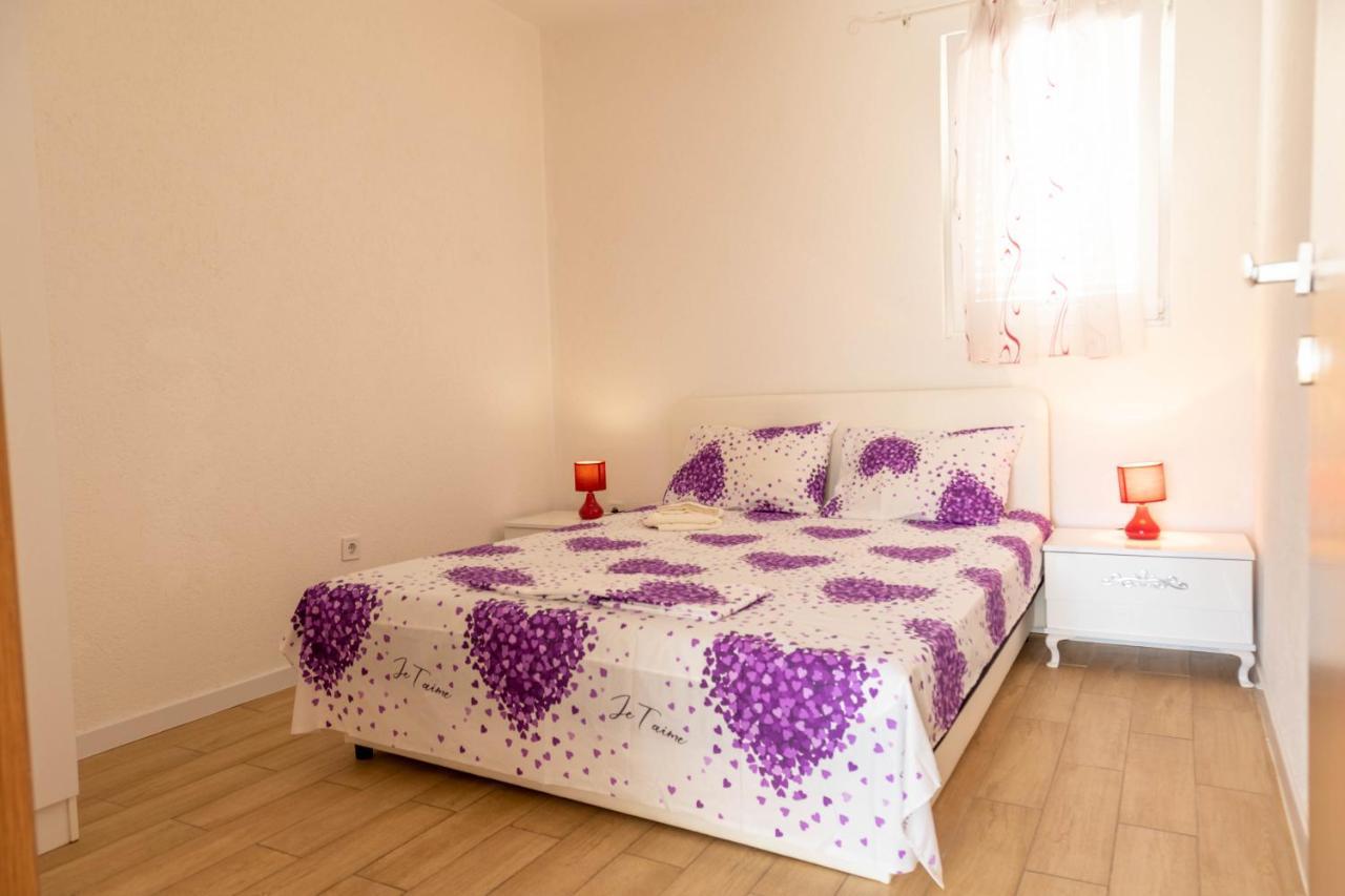 Apartmani Marojevic, บาร์ ภายนอก รูปภาพ