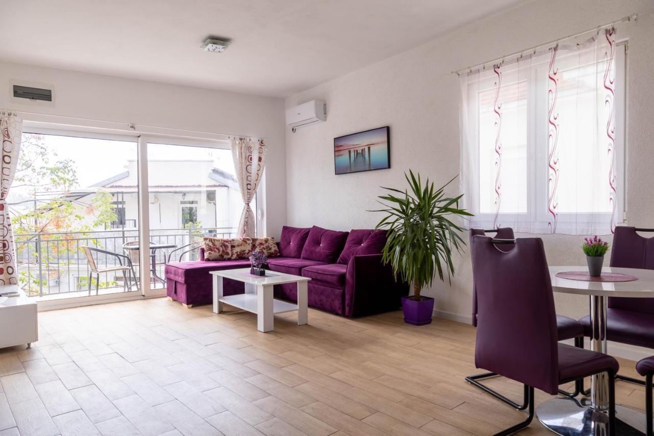 Apartmani Marojevic, บาร์ ภายนอก รูปภาพ