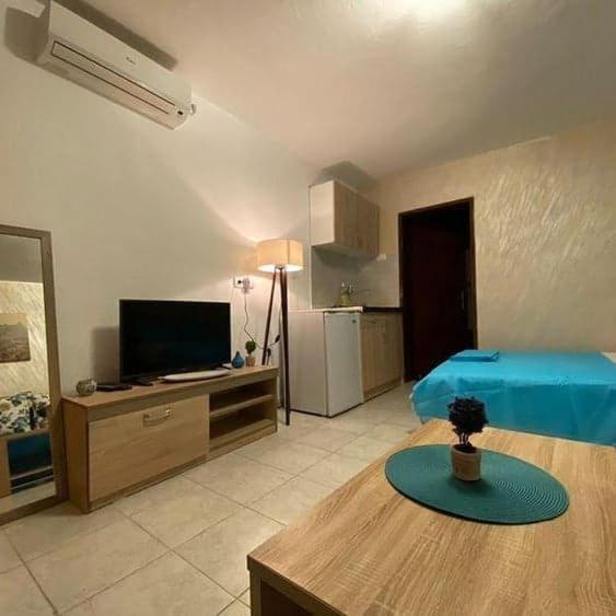 Apartmani Marojevic, บาร์ ภายนอก รูปภาพ