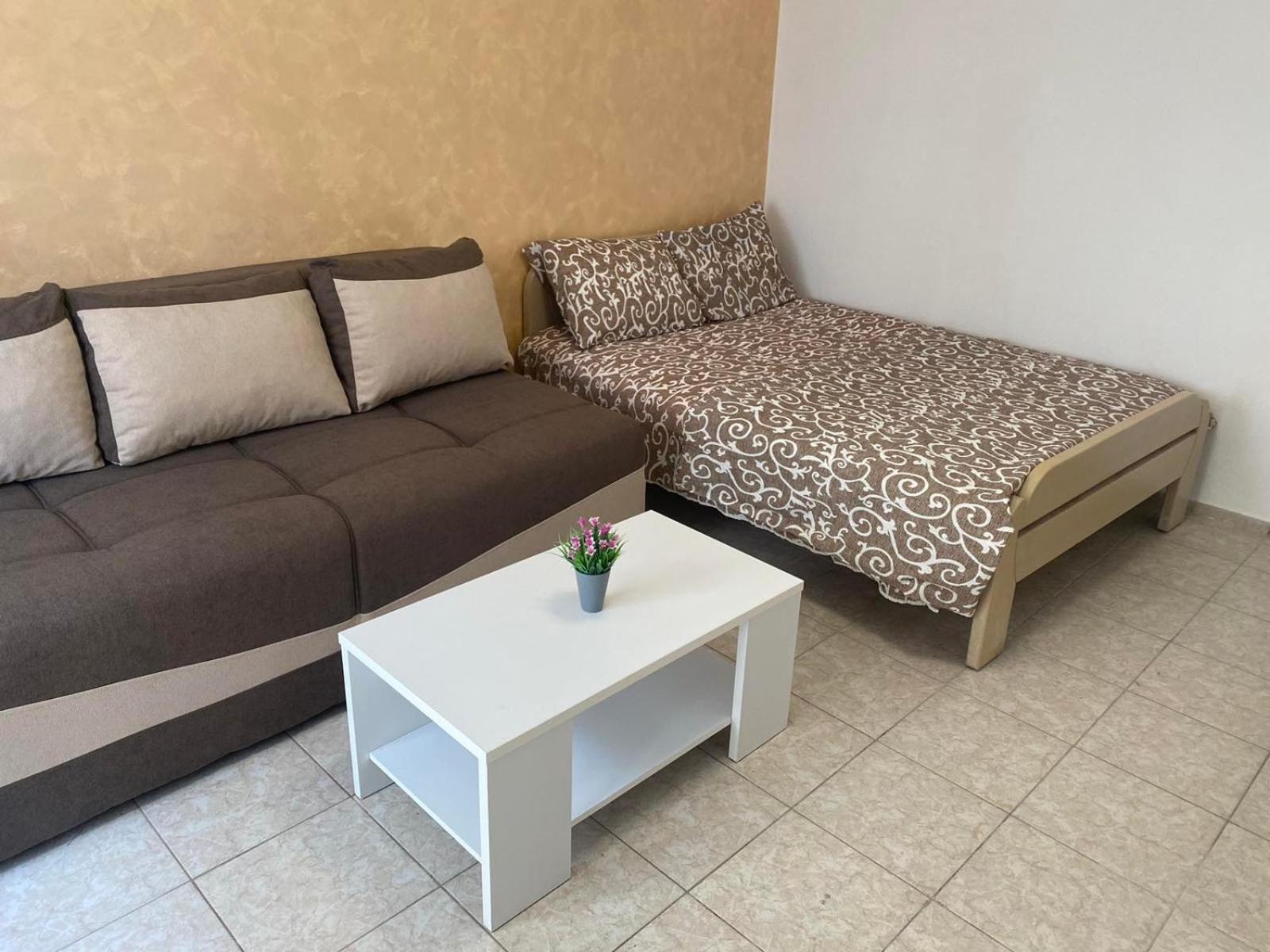 Apartmani Marojevic, บาร์ ภายนอก รูปภาพ